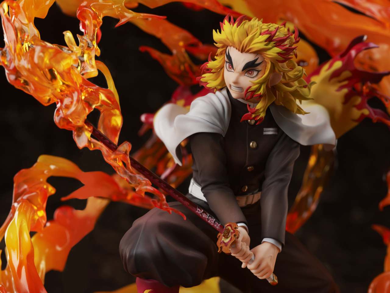 Demon Slayer: Kyojuro Rengoku 1/8 Statue