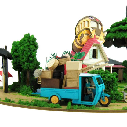 My Neighbor Totoro: A Lot of Totoro (Non-Scale) - Paper Diorama Kit