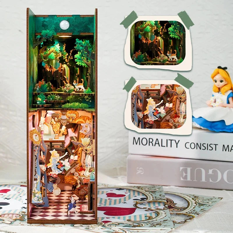 Book Nook Kit – DIY „Alice im Wunderland“ mit LED-Beleuchtung (184 Teile)
