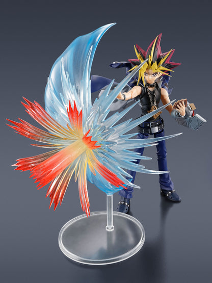 Yu-Gi-Oh! S.H.Figuarts Actionfigur Yami Yugi 16 cm – Signierte Verpackung (DE Synchronsprecher Konrad Bösherz)
